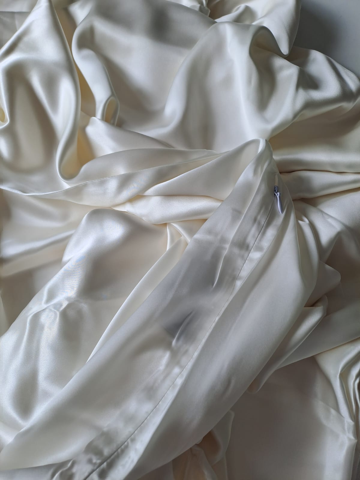 Copripiumino 100% Seta – L'Eleganza Suprema per il Tuo Letto Matrimoniale