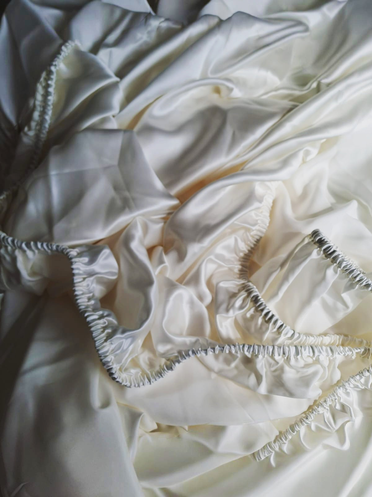 Lenzuolo con angoli 100% seta – Eleganza e comfort su misura