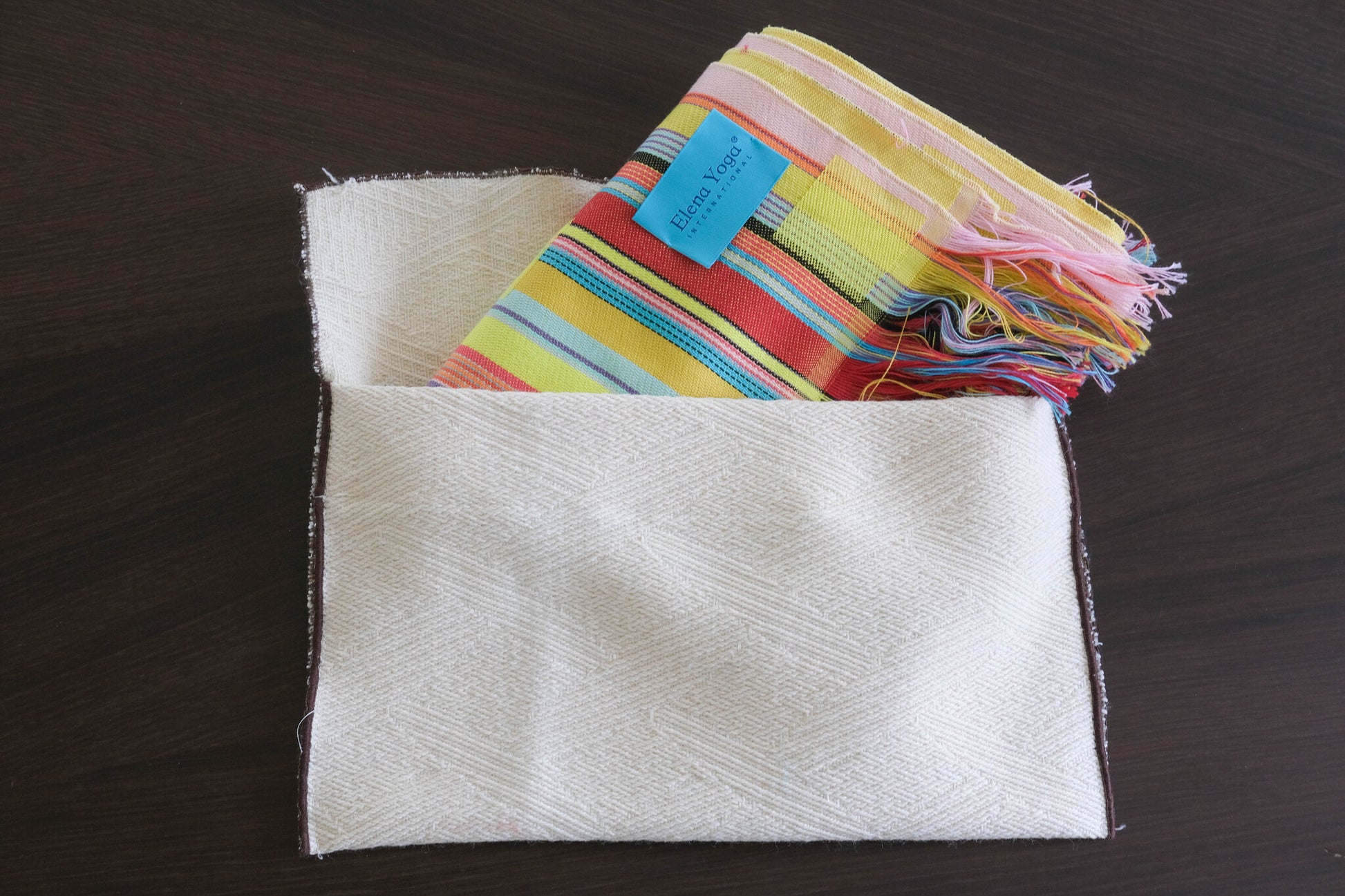 CocooncOMo – Certified Cotton Yoga Shawl from Como - Square